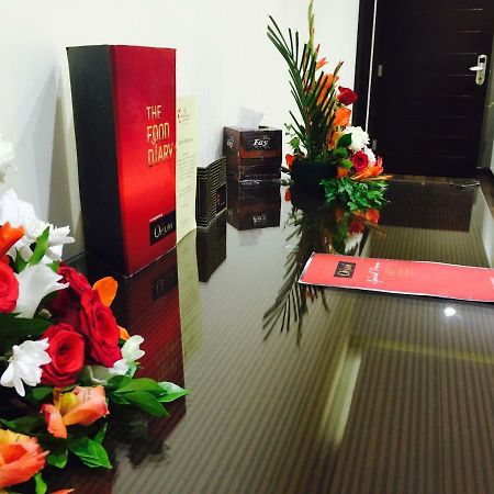 โรยอเต ลักชัวรี Hotel ลาฮอร์ ภายนอก รูปภาพ