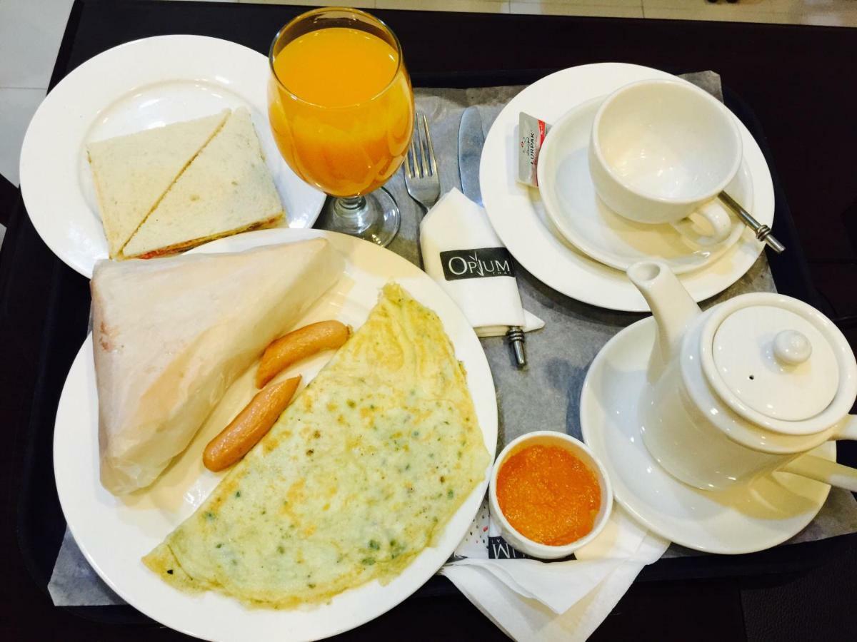 โรยอเต ลักชัวรี Hotel ลาฮอร์ ภายนอก รูปภาพ